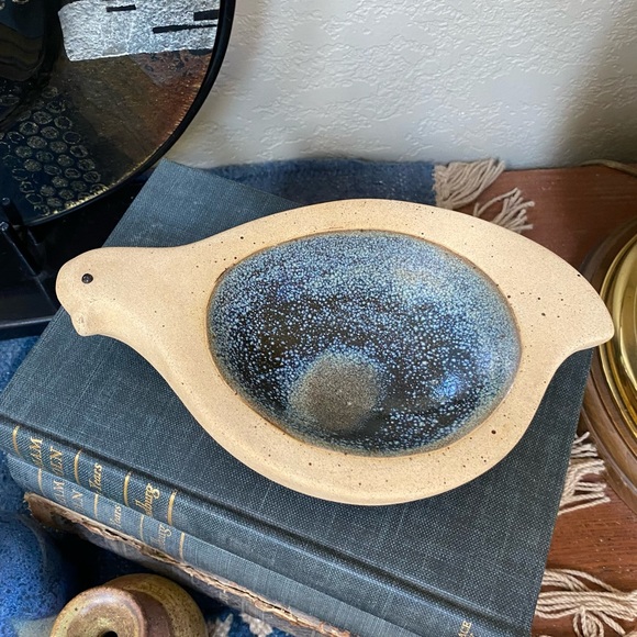 Vintage Stoneware Bird Bowl Catchall Dish - Picture 3 of 9